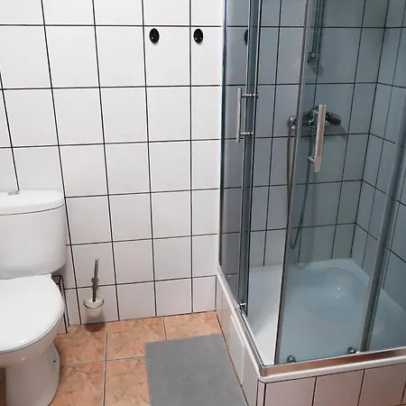 Dom Studencki Raj Albergue